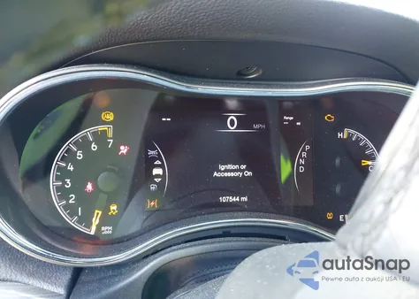 2019 Jeep Grand Cherokee Limited 4X2 z USA, uszkodzony, nr VIN 1C4RJEBG0KC656728